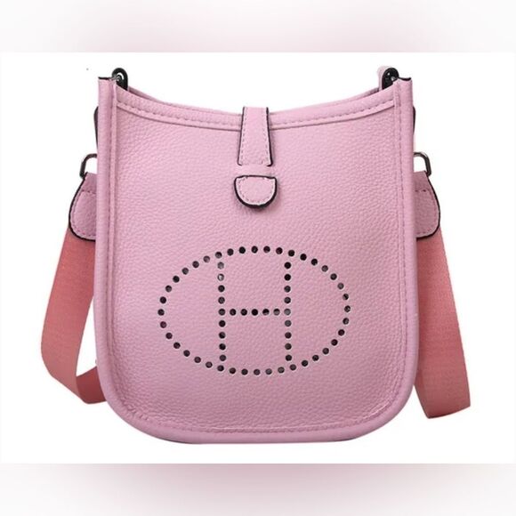 unbranded Handbags - For Trade Only! NWOT *Pink* Designer-style Evelyn in *Princess Pink*